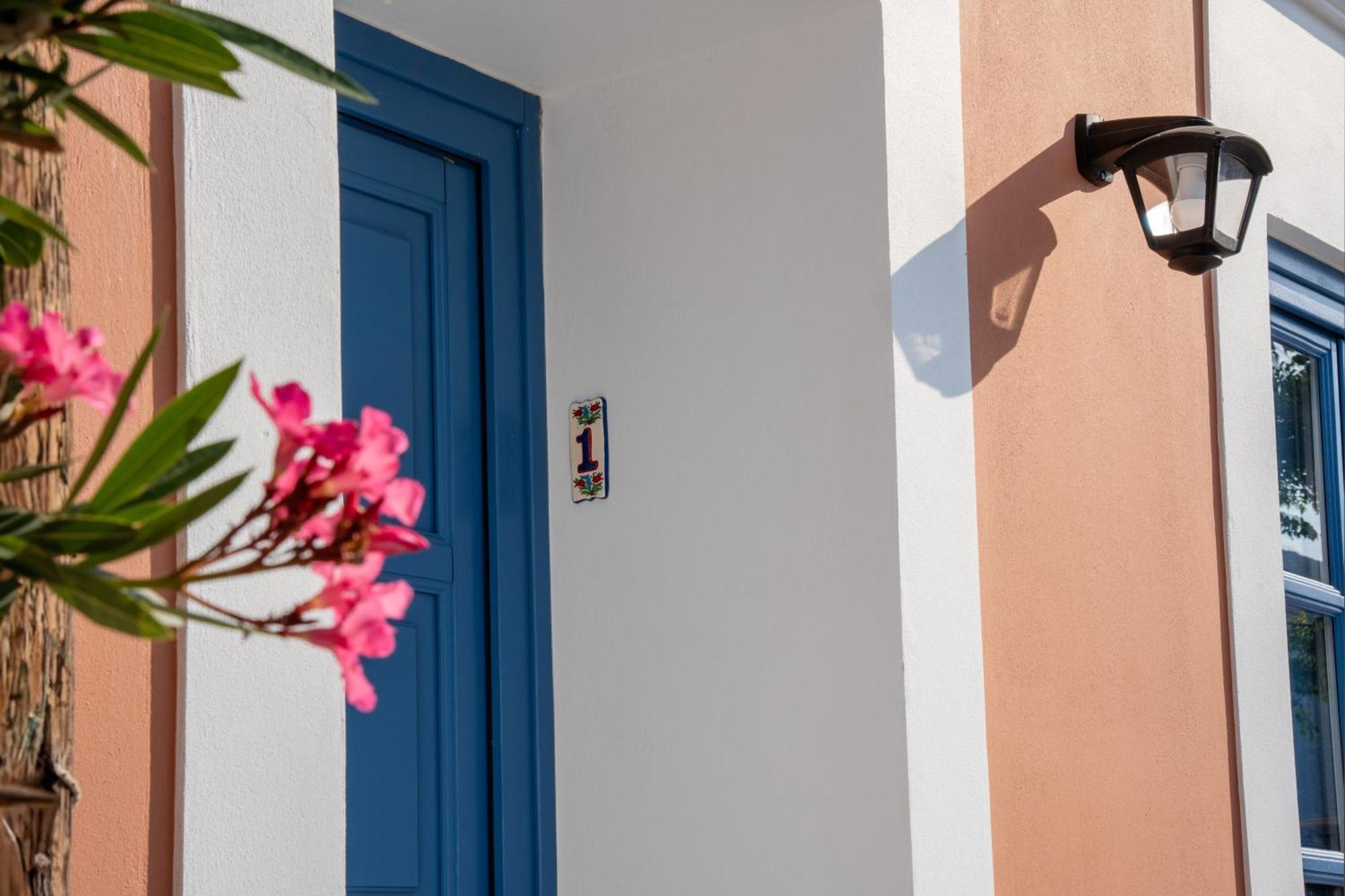 Porto Harani Seaside Apartments Symi Extérieur photo